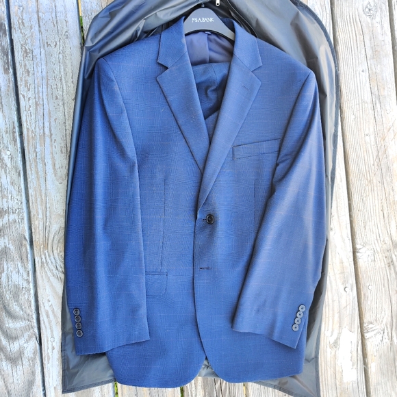 Jos.A.Bank 1905 Navy Windowpane Suit 42S